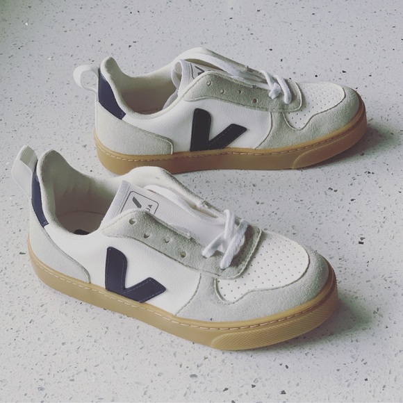 Kids Veja V-10 Leather Sneakers Size 31 - Picture 3 of 5